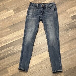 American Eagle Outfitters Dark Blue Skinny Jeans